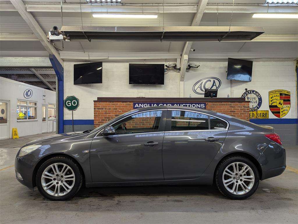 <p>2009 VAUXHALL INSIGNIA EXCLUSIV</p>