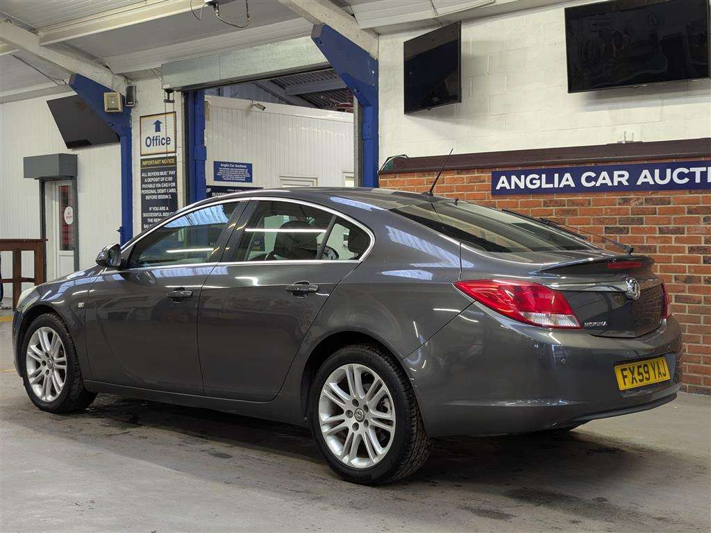 <p>2009 VAUXHALL INSIGNIA EXCLUSIV</p>