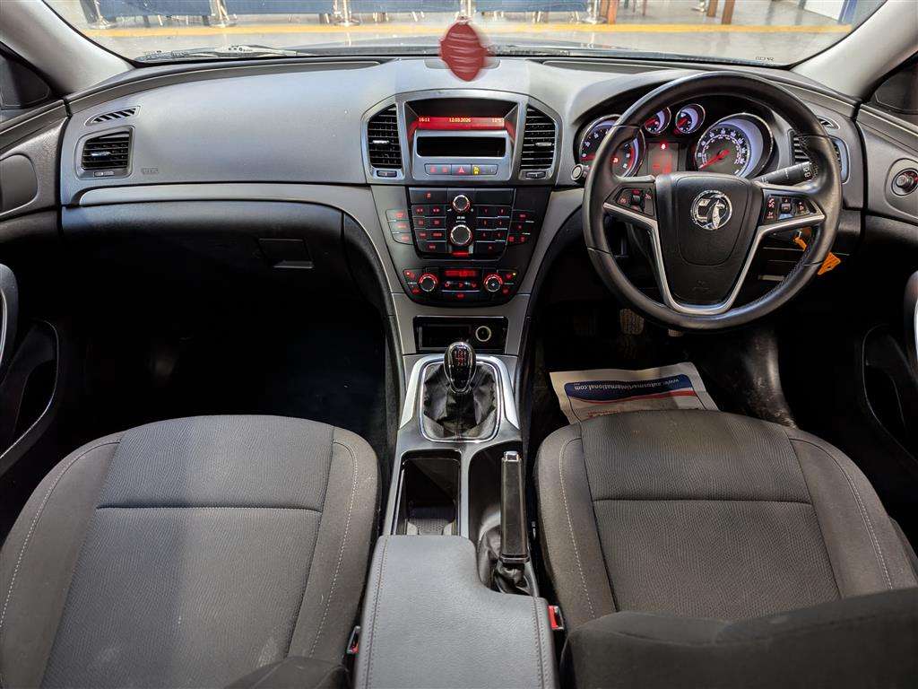 <p>2009 VAUXHALL INSIGNIA EXCLUSIV</p>