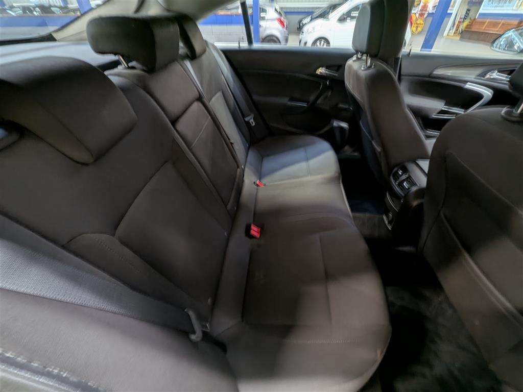 <p>2009 VAUXHALL INSIGNIA EXCLUSIV</p>
