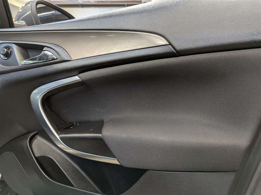 <p>2009 VAUXHALL INSIGNIA EXCLUSIV</p>