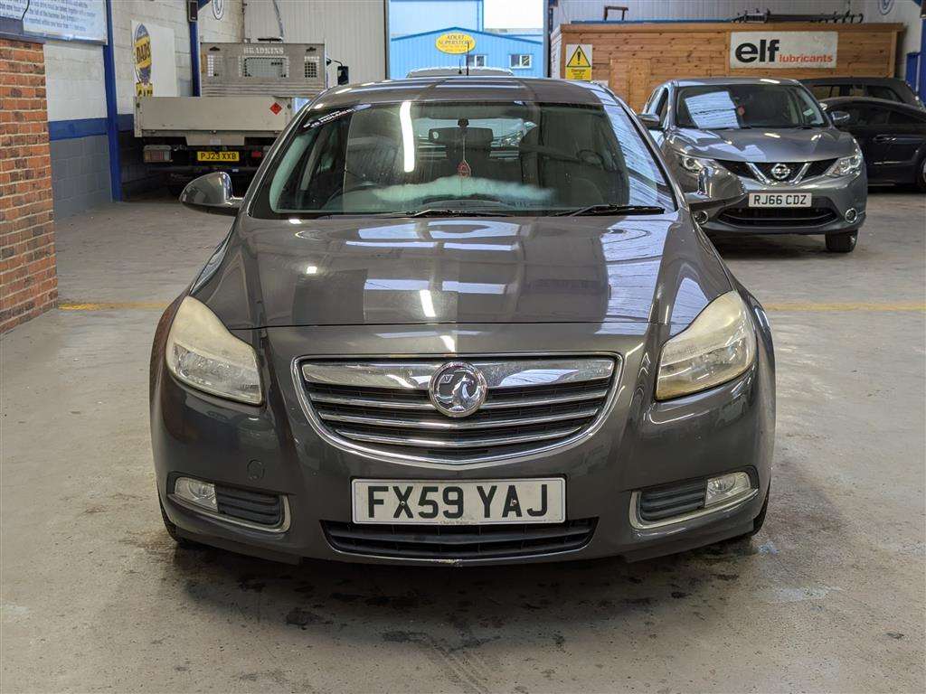 <p>2009 VAUXHALL INSIGNIA EXCLUSIV</p>