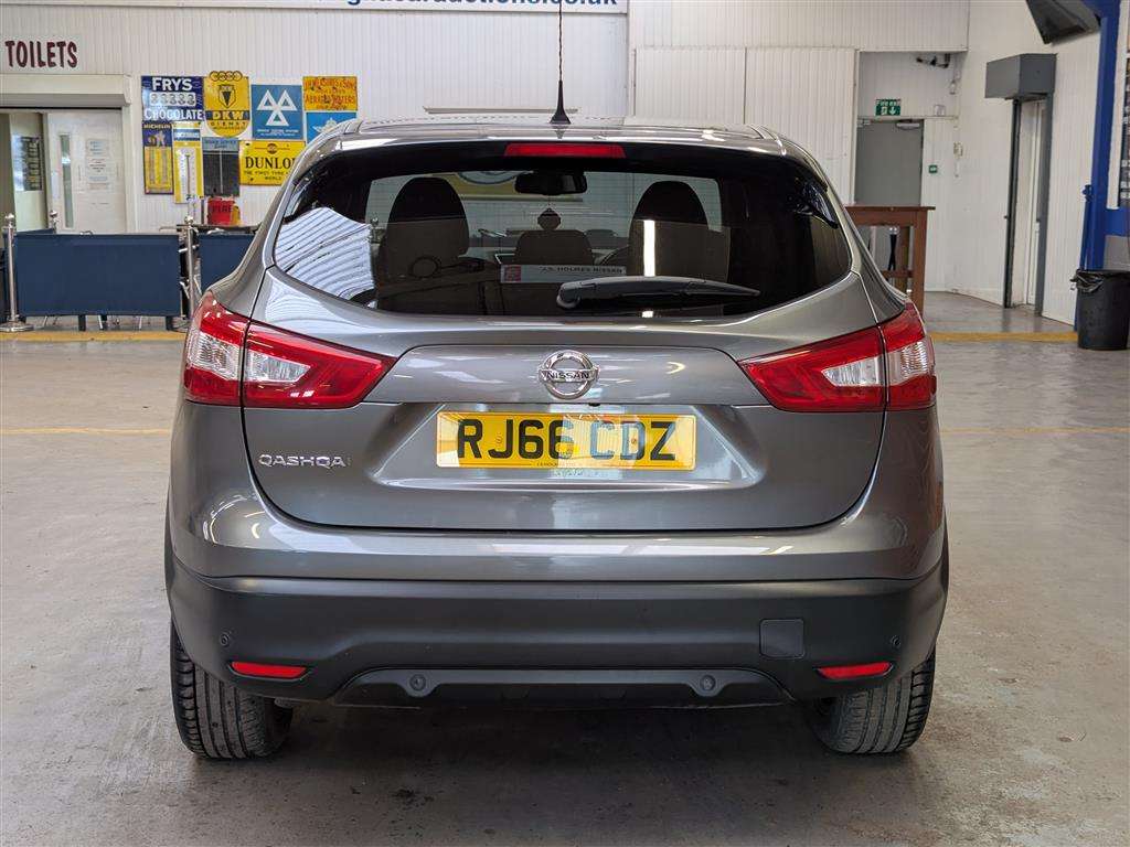 <p>2016 NISSAN QASHQAI N-CONNECTA DCI</p>