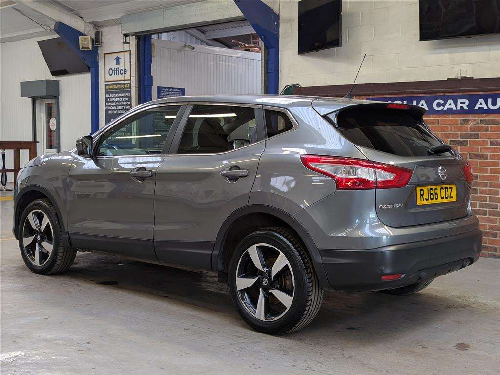 <p>2016 NISSAN QASHQAI N-CONNECTA DCI</p>