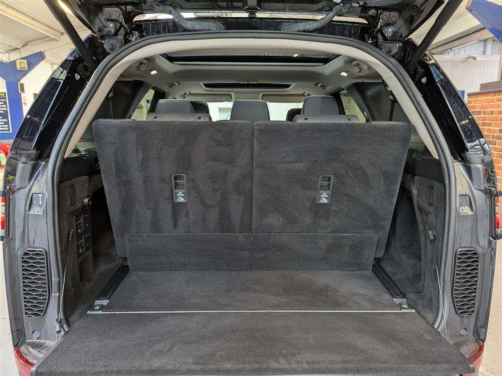 <p>2018 LAND ROVER DISCOVERY HSE SD4 AUTO</p>