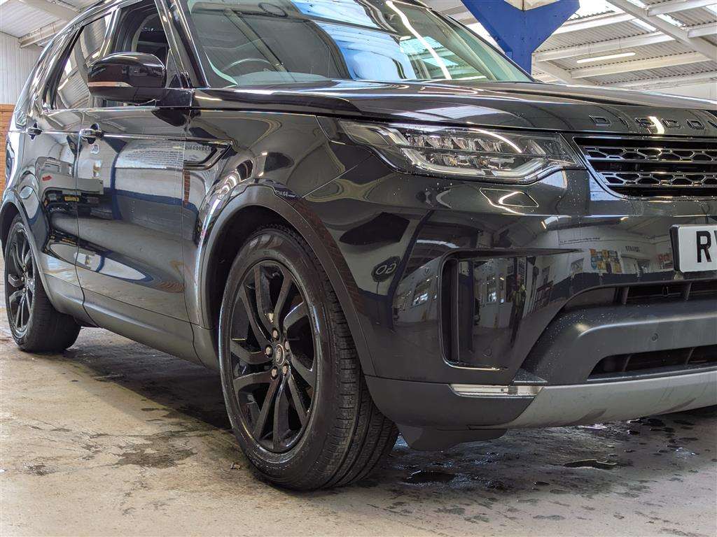 <p>2018 LAND ROVER DISCOVERY HSE SD4 AUTO</p>
