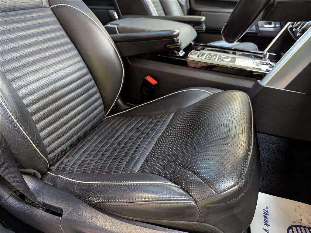 <p>2018 LAND ROVER DISCOVERY HSE SD4 AUTO</p>