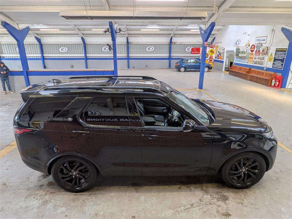 <p>2018 LAND ROVER DISCOVERY HSE SD4 AUTO</p>