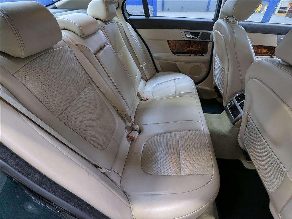 <p>2009 JAGUAR XF PREMIUM LUXURY V6 AUTO</p>