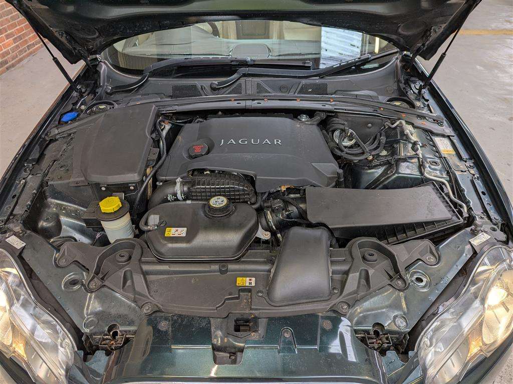 <p>2009 JAGUAR XF PREMIUM LUXURY V6 AUTO</p>