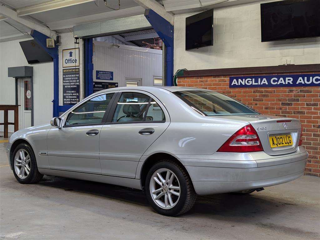 <p>2002 MERCEDES C180 CLASSIC</p>