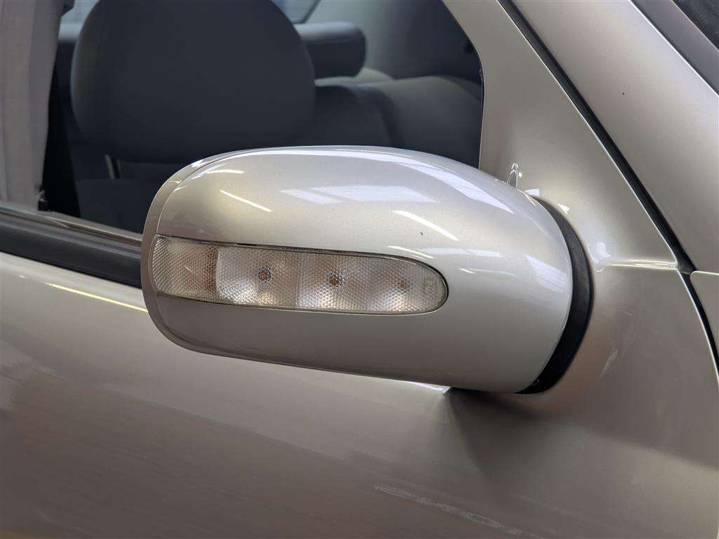 <p>2002 MERCEDES C180 CLASSIC</p>