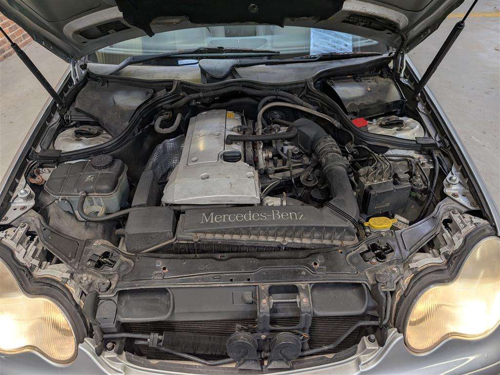 <p>2002 MERCEDES C180 CLASSIC</p>