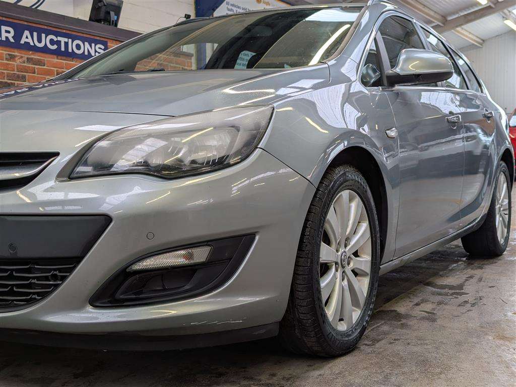 <p>2013 VAUXHALL ASTRA TECH LINE CDTI ECFL</p>