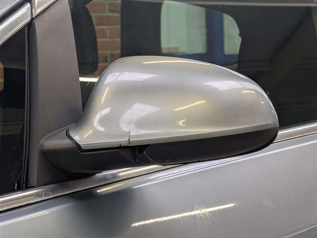 <p>2013 VAUXHALL ASTRA TECH LINE CDTI ECFL</p>