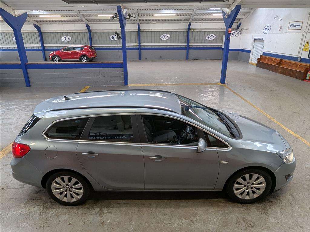 <p>2013 VAUXHALL ASTRA TECH LINE CDTI ECFL</p>