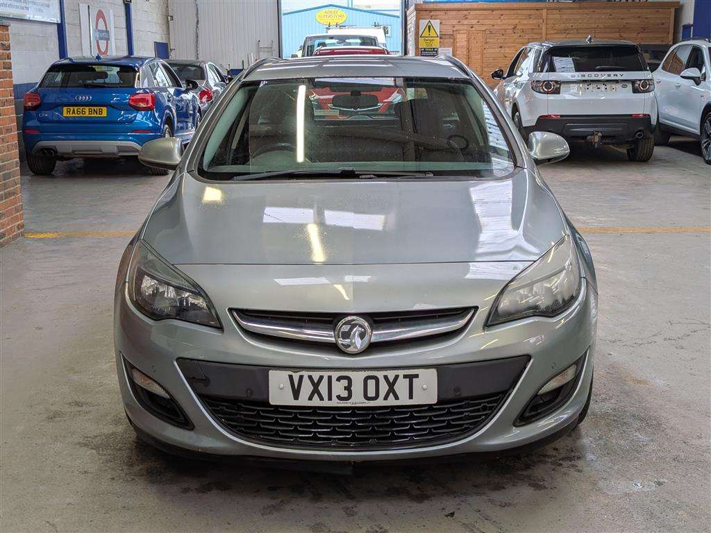 <p>2013 VAUXHALL ASTRA TECH LINE CDTI ECFL</p>