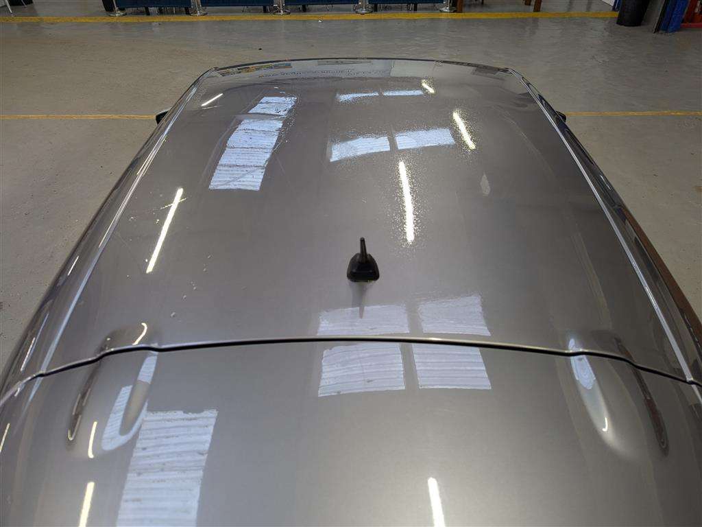 <p>2015 RENAULT CLIO DYNAMIQUE NAV 16V</p>