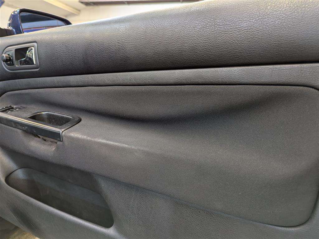 <p>2000 VOLKSWAGEN GOLF S</p>