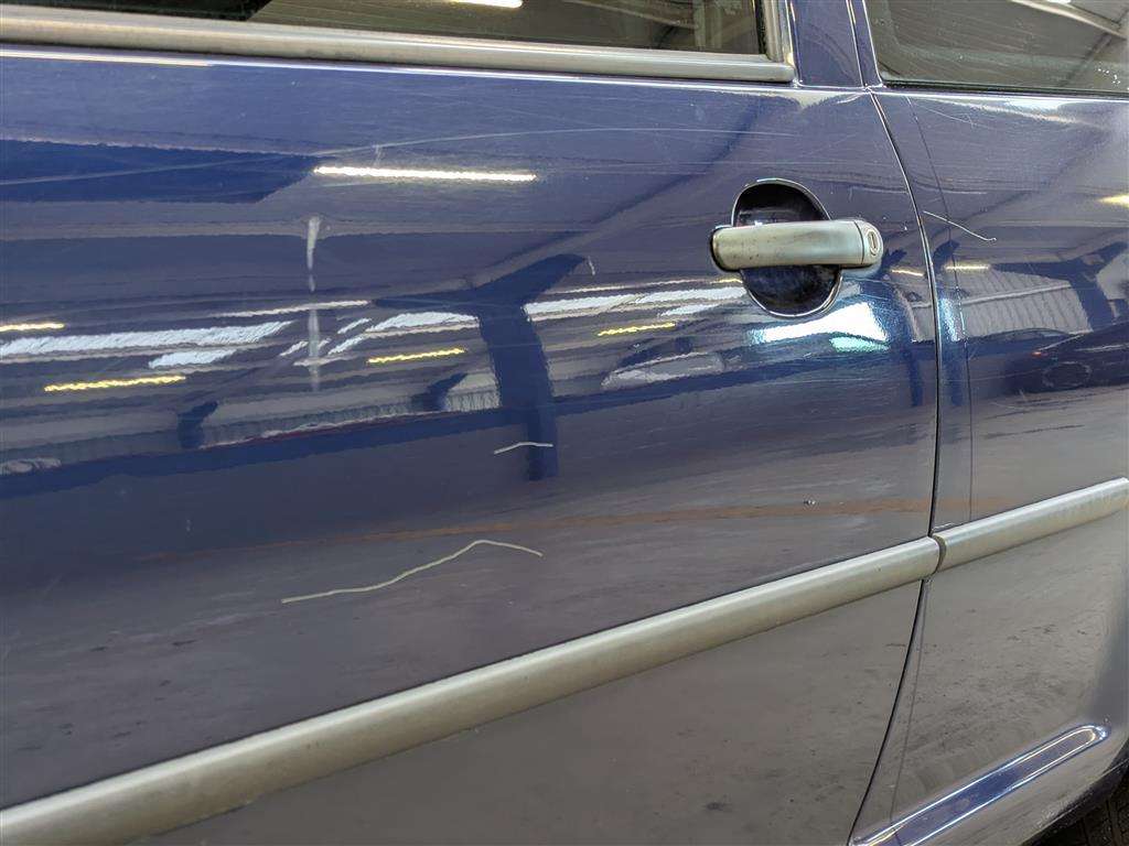 <p>2000 VOLKSWAGEN GOLF S</p>