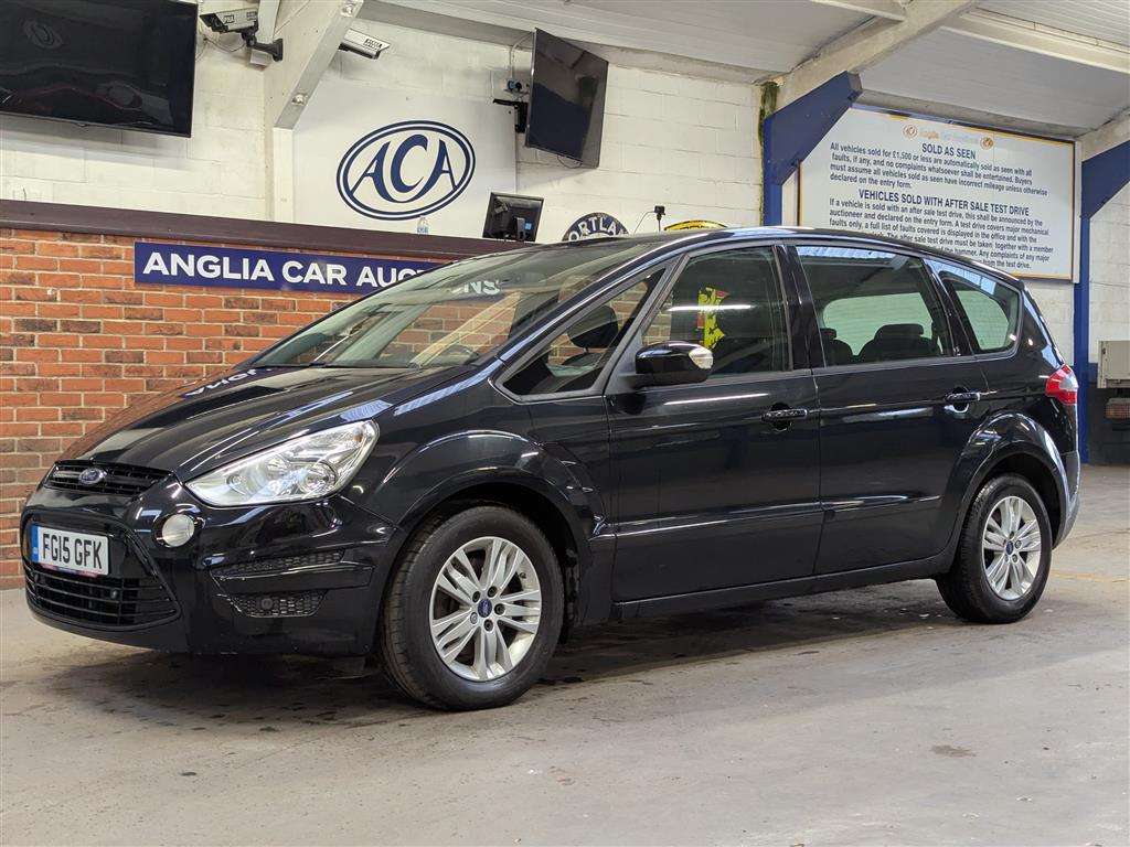 <p>2015 FORD S-MAX ZETEC TDCI 140</p>