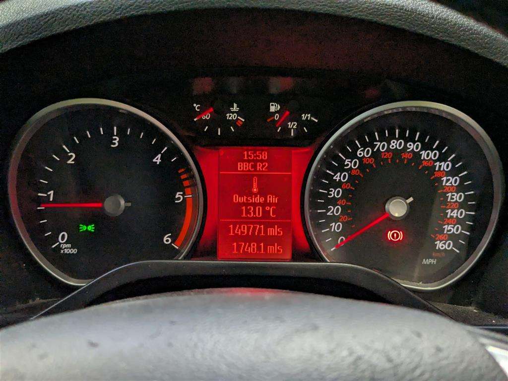 <p>2015 FORD S-MAX ZETEC TDCI 140</p>