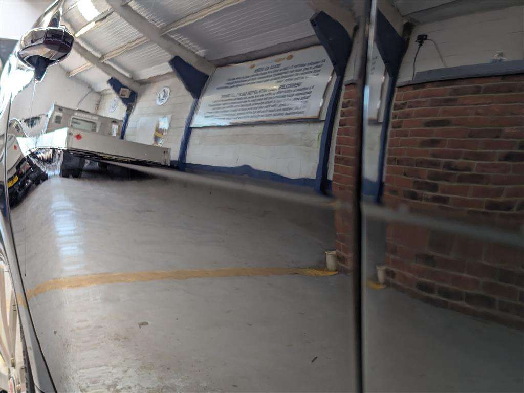 <p>2018 JAGUAR XE SE D AUTO</p>