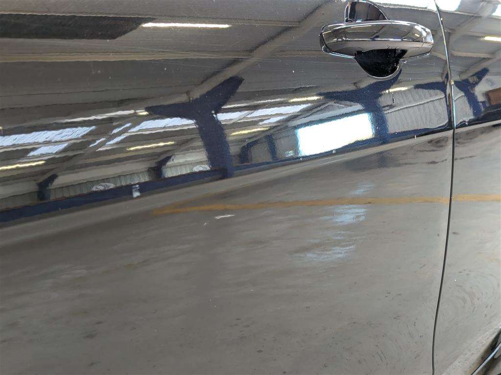 <p>2018 JAGUAR XE SE D AUTO</p>