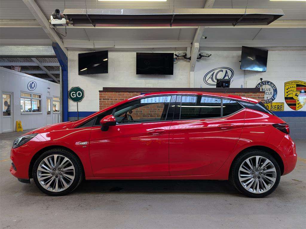 <p>2020 VAUXHALL ASTRA SRI VX LINE NAV TUR</p>