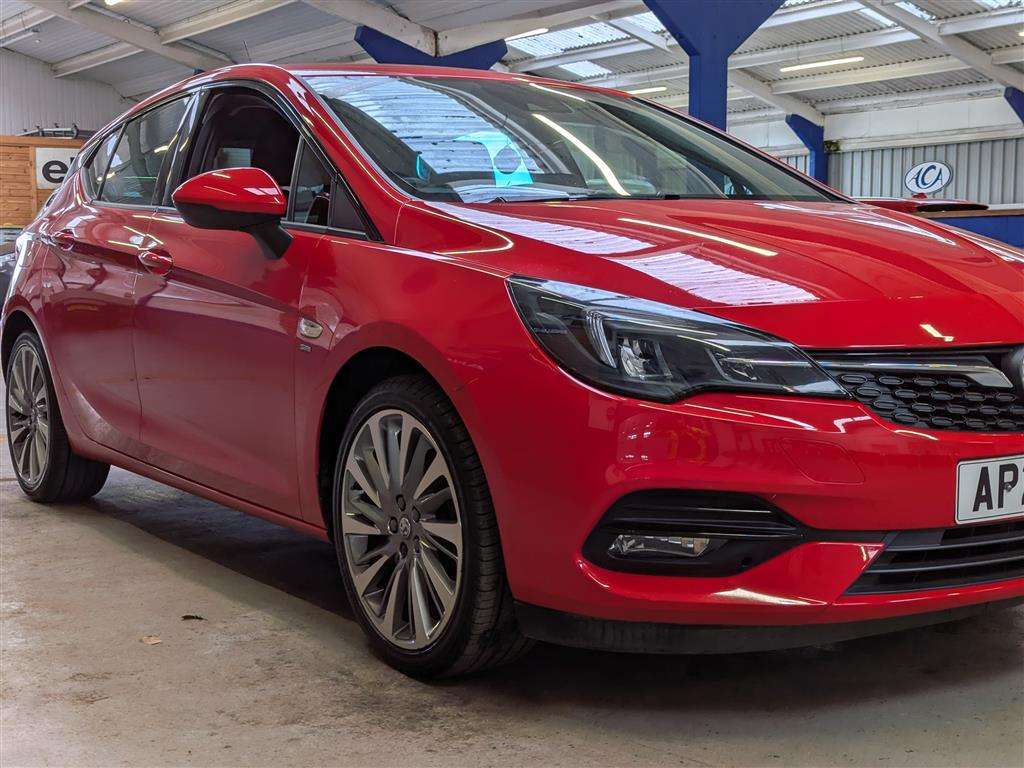<p>2020 VAUXHALL ASTRA SRI VX LINE NAV TUR</p>