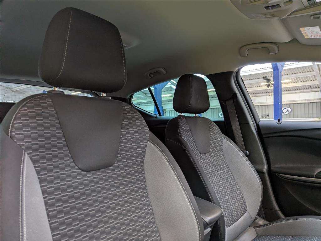 <p>2020 VAUXHALL ASTRA SRI VX LINE NAV TUR</p>