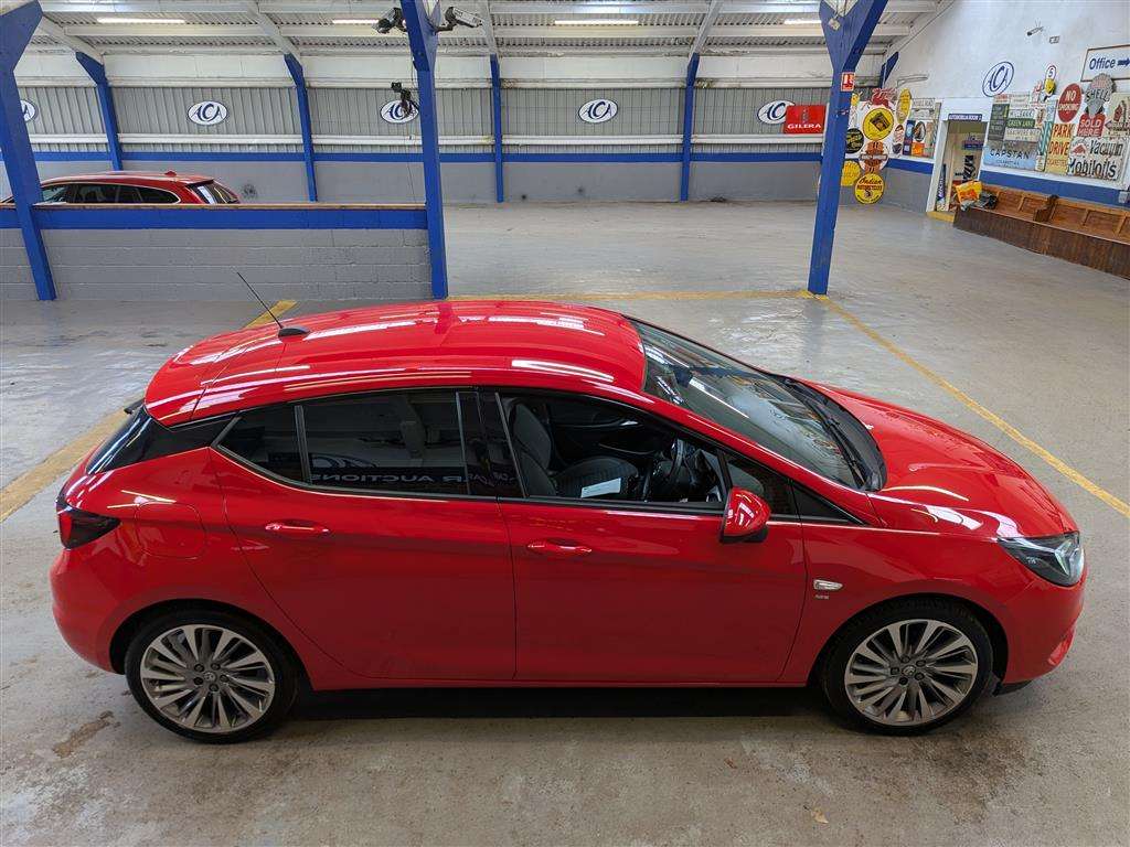 <p>2020 VAUXHALL ASTRA SRI VX LINE NAV TUR</p>