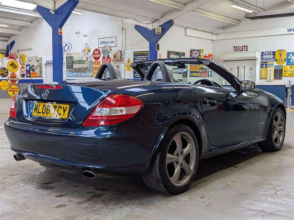 <p>2008 MERCEDES SLK 200 KOMPRESSOR AUTO</p>