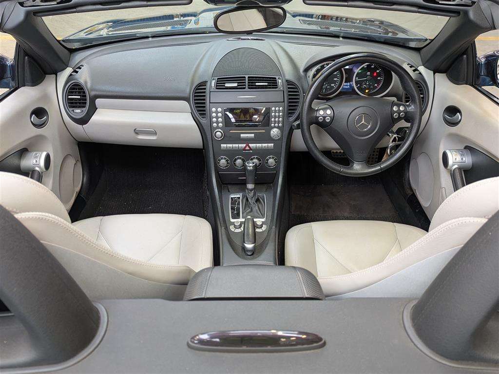 <p>2008 MERCEDES SLK 200 KOMPRESSOR AUTO</p>