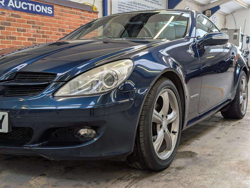 <p>2008 MERCEDES SLK 200 KOMPRESSOR AUTO</p>