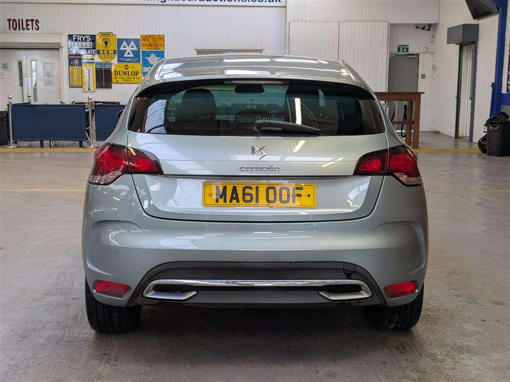 <p>2011 CITROEN DS4 DSTYLE HDI</p>