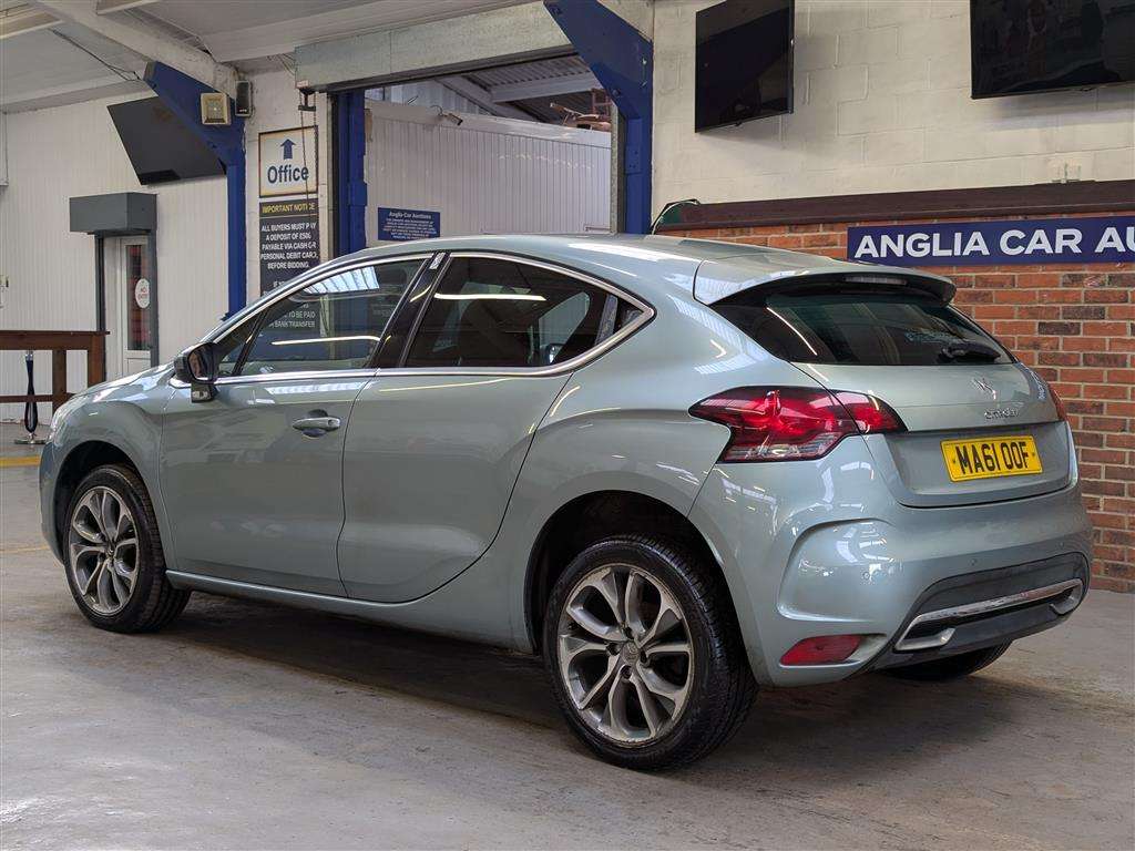 <p>2011 CITROEN DS4 DSTYLE HDI</p>