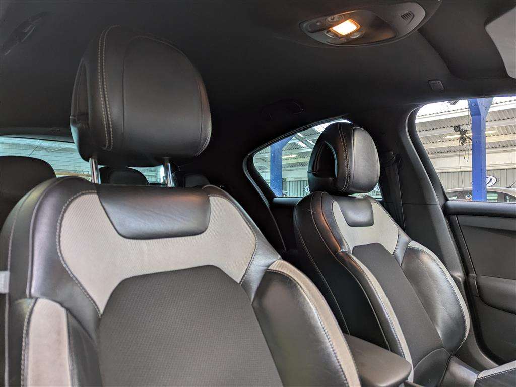 <p>2011 CITROEN DS4 DSTYLE HDI</p>
