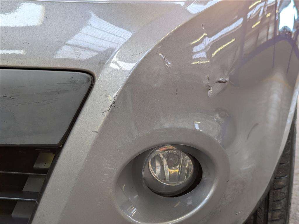 <p>2009 RENAULT CLIO EXTREME</p>