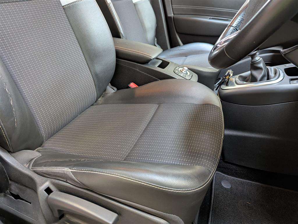 <p>2014 RENAULT SCENIC D-QUE TT ENERGY DC</p>