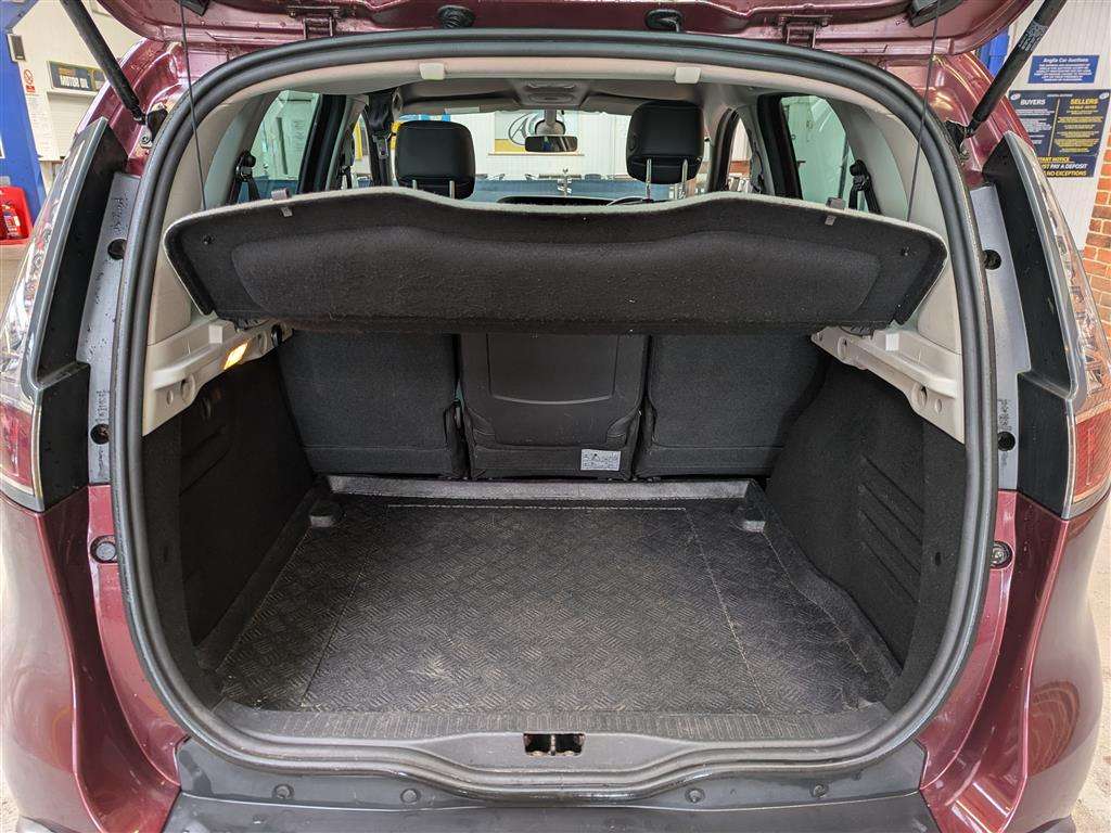 <p>2014 RENAULT SCENIC D-QUE TT ENERGY DC</p>