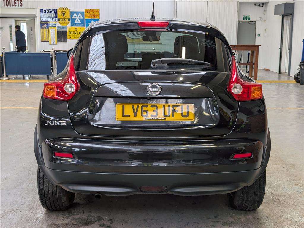 <p>2013 NISSAN JUKE TEKNA</p>