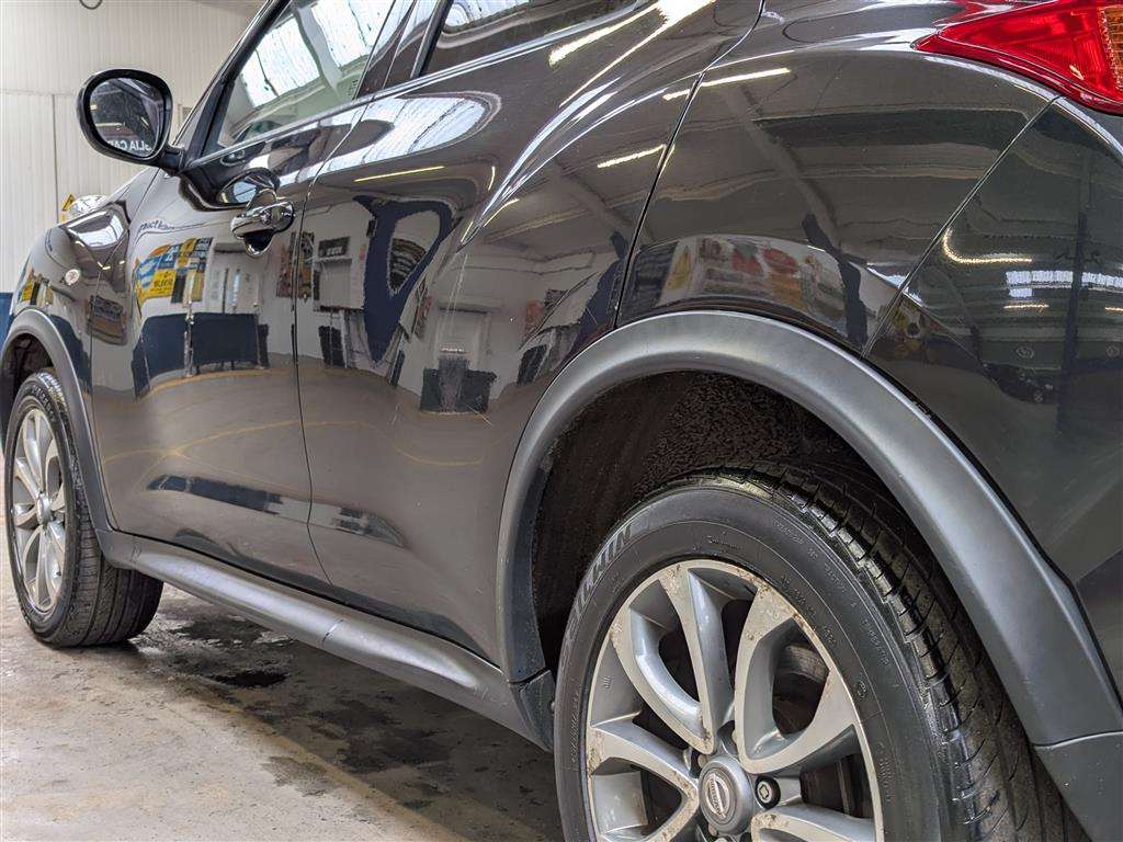 <p>2013 NISSAN JUKE TEKNA</p>