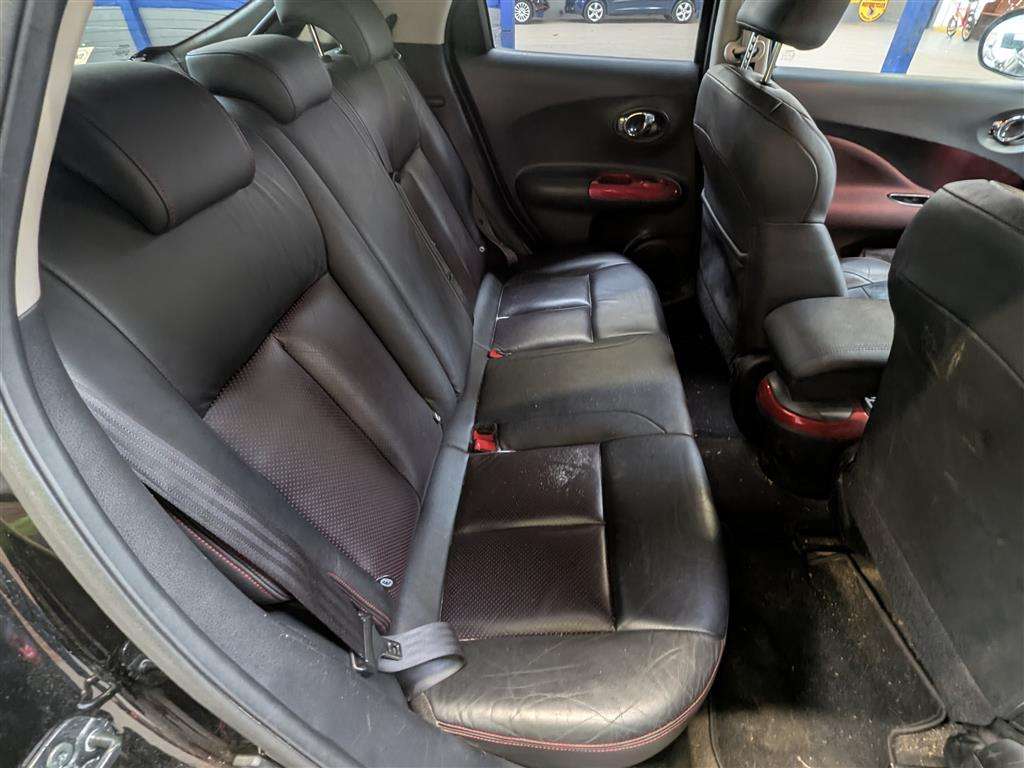 <p>2013 NISSAN JUKE TEKNA</p>