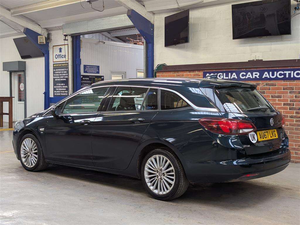 <p>2017 VAUXHALL ASTRA ELITE NAV CDTI EFLE</p>