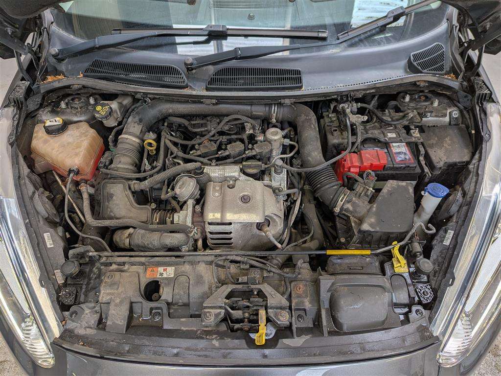 <p>2016 FORD FIESTA ZETEC TURBO</p>