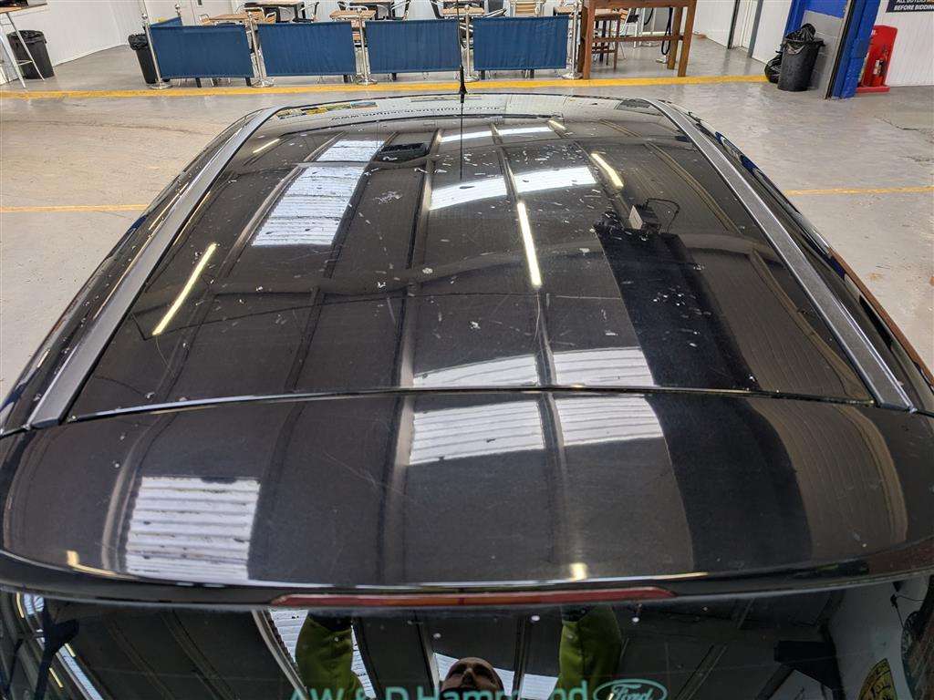 <p>2013 FORD B-MAX TITANIUM AUTO</p>