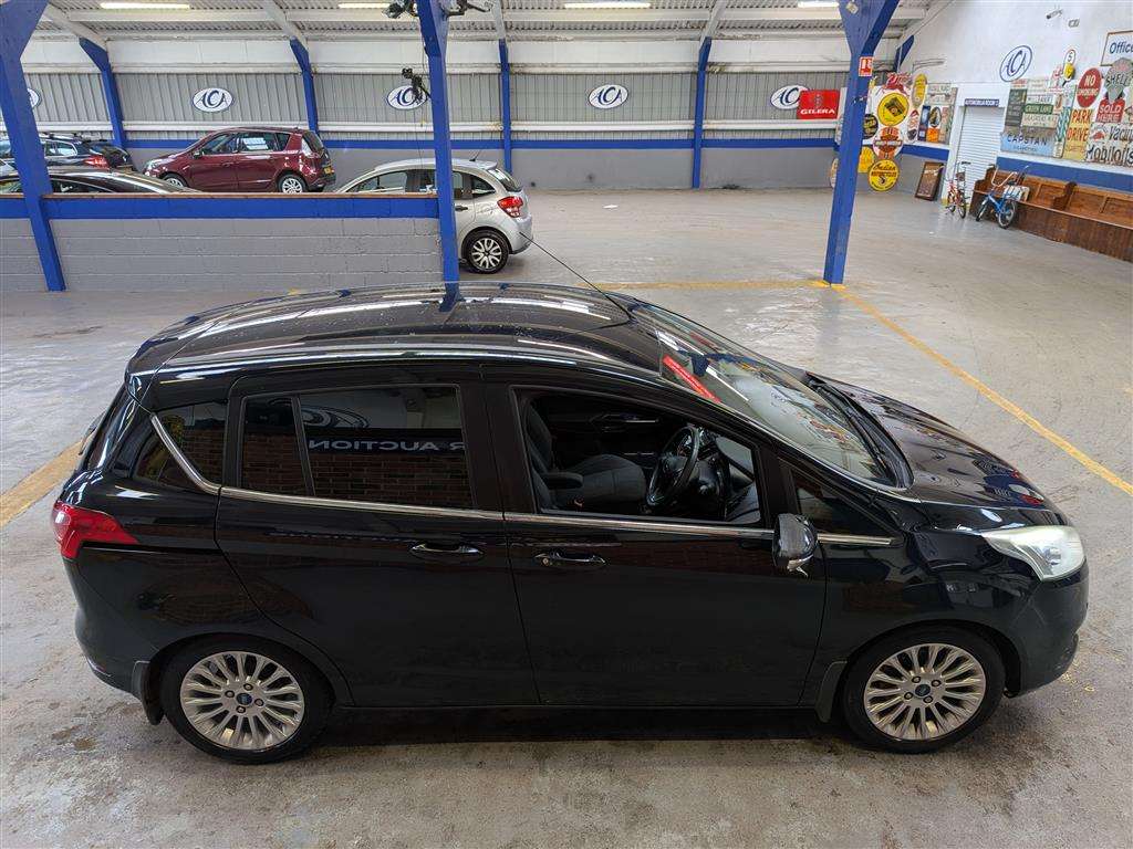 <p>2013 FORD B-MAX TITANIUM AUTO</p>