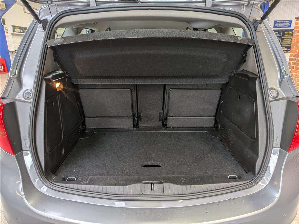 <p>2015 VAUXHALL MERIVA TECH LINE</p>