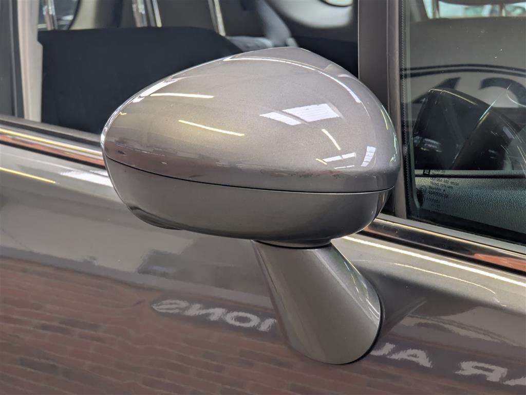 <p>2015 VAUXHALL MERIVA TECH LINE</p>